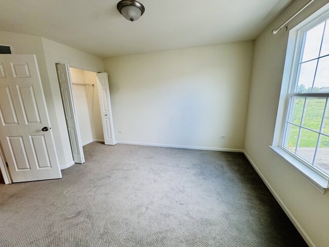 Building Photo - 4431 Monroe Ct