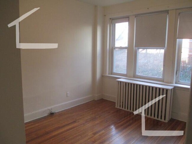 Building Photo - 40 Lancaster Terrace