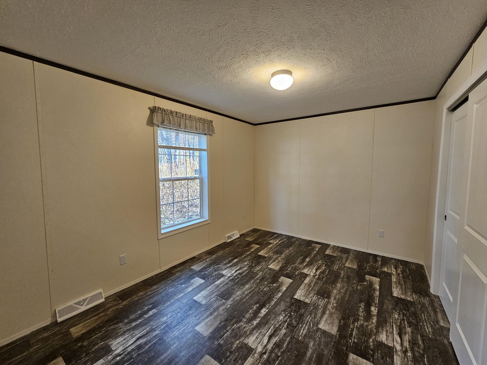 Building Photo - 17 Mapledale Acres