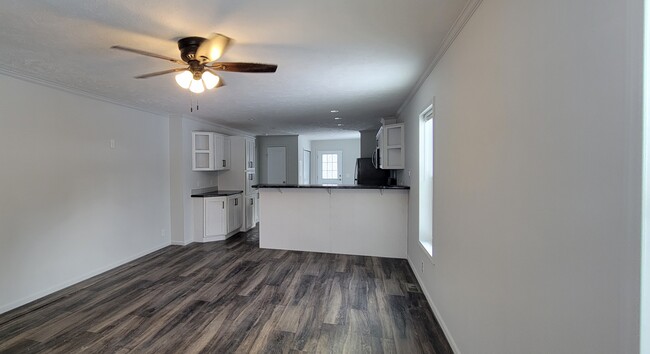 Building Photo - 3660 S Lapeer Rd