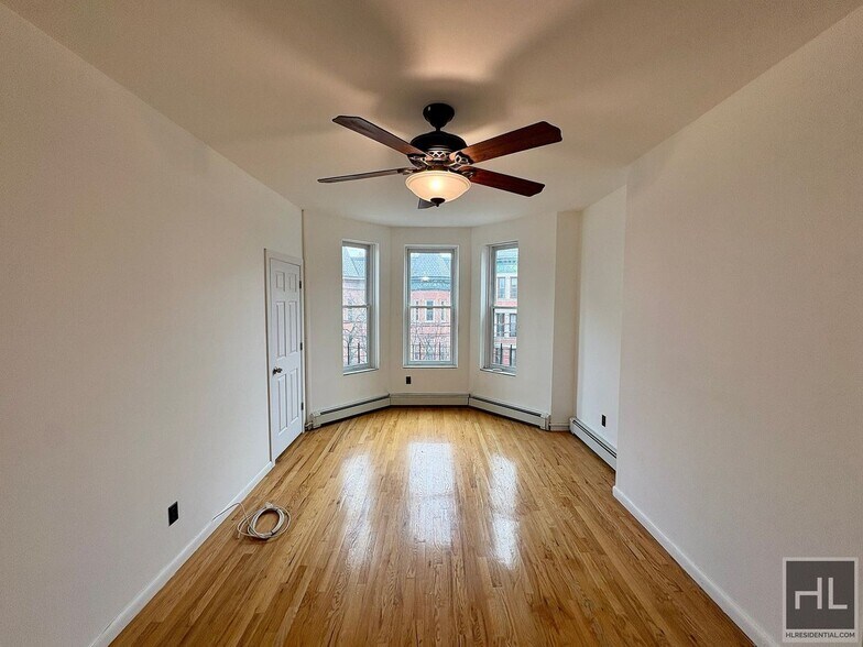 Building Photo - KELLY STREET, BRONX