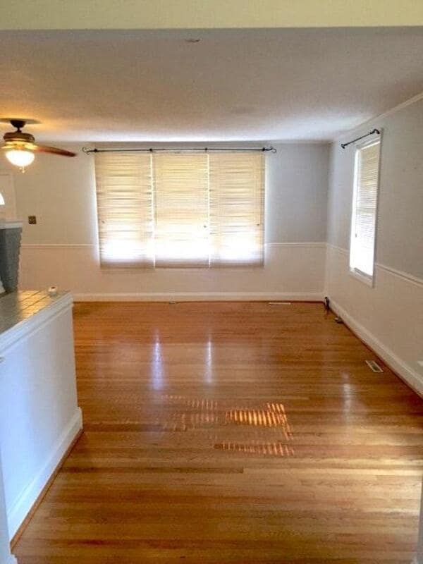 Building Photo - 108 S Rockview Dr