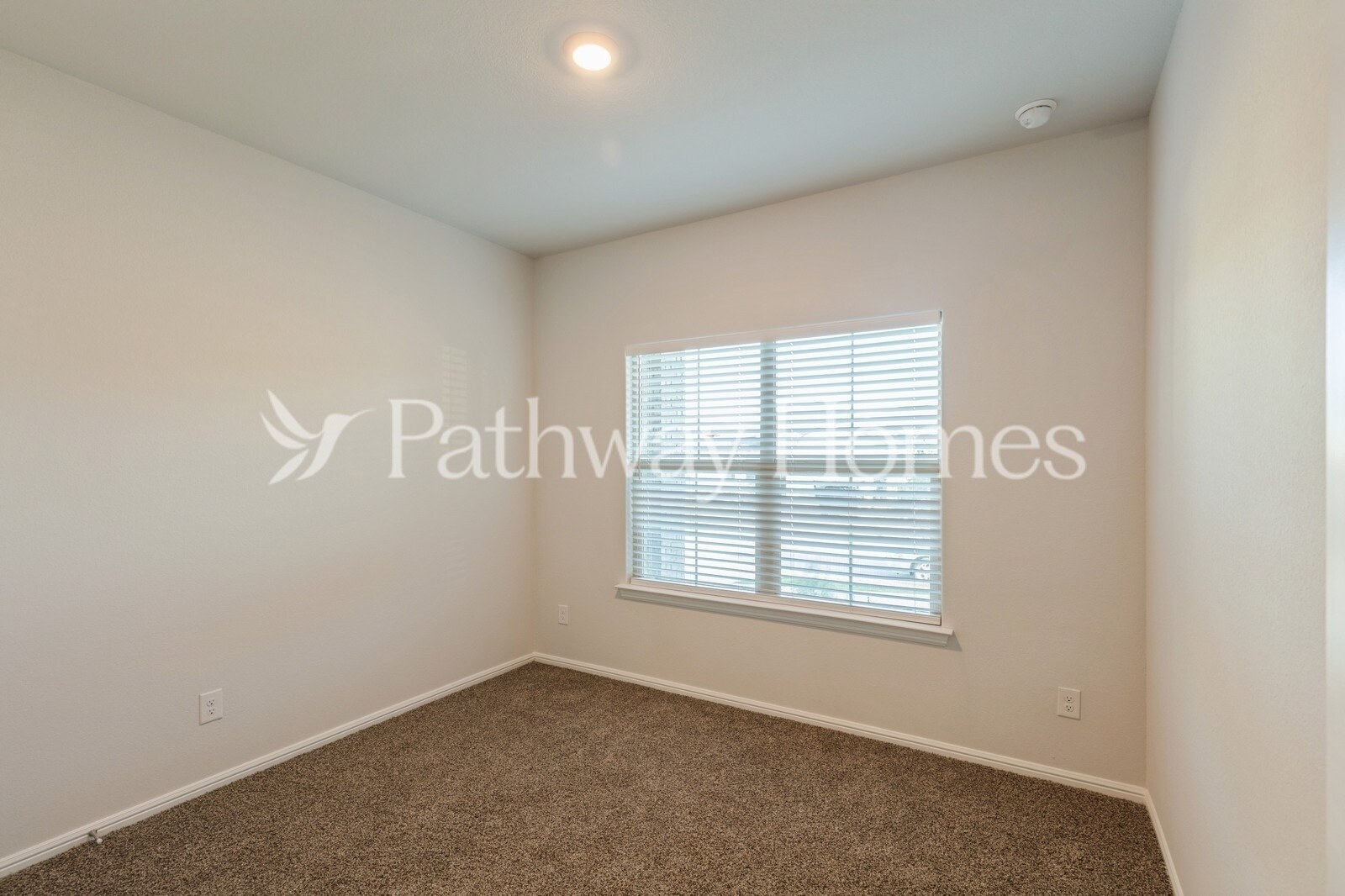 Building Photo - 9732 New Bern Dr
