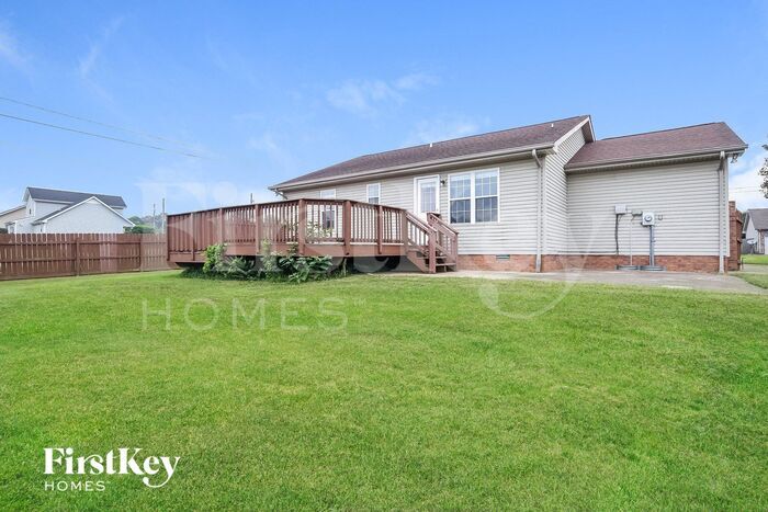 Building Photo - 3240 Tabby Dr