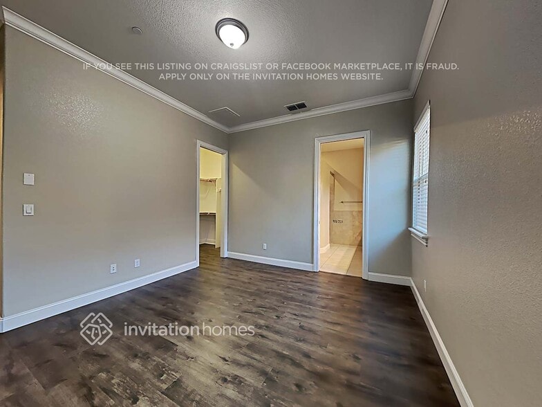 Building Photo - 6105 Via Presidio Ln