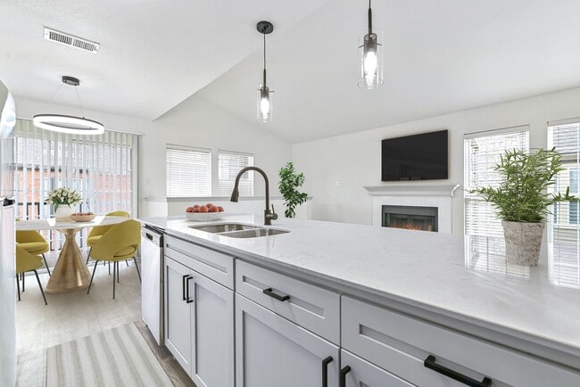 Building Photo - Preserve at Preston