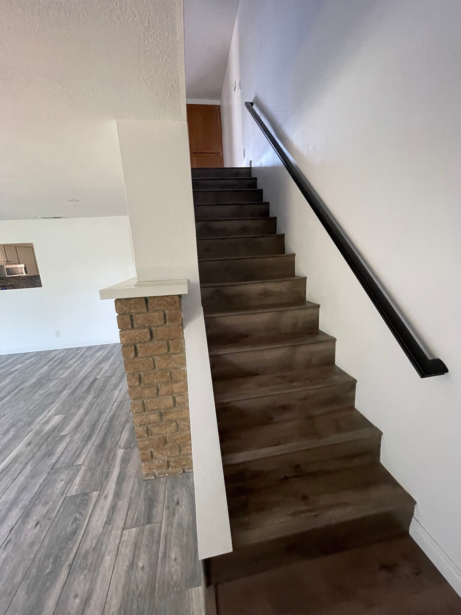 Building Photo - 8211 Rosemead Blvd