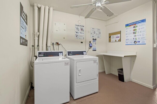 Building Photo - 124 Preston Way