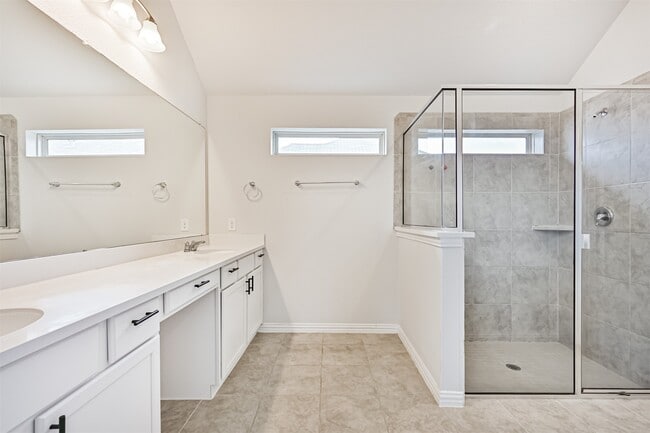 Building Photo - 7019 Terra Dr
