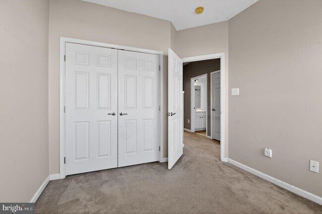 Building Photo - 2102 Congresbury Pl