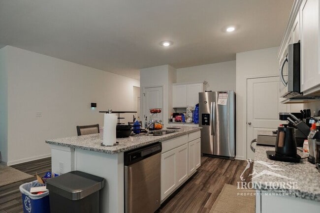 Building Photo - 388 Mccall Wy