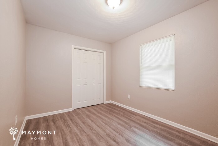 Building Photo - 307 Willard Ave