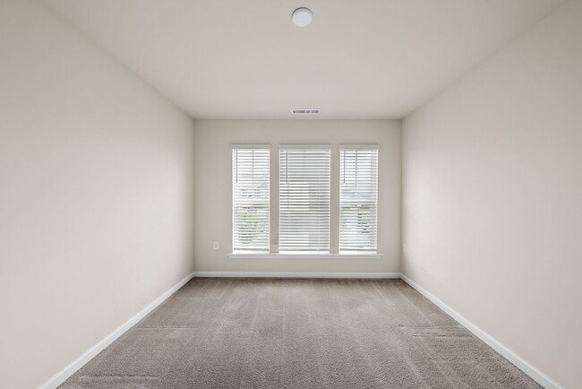 Building Photo - 82 Whitesell Way