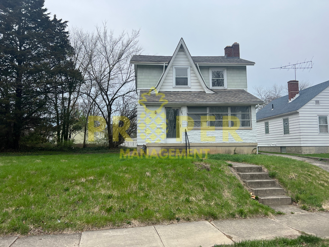 Primary Photo - 3 bedroom 1 bath house for rent in Dayton ...