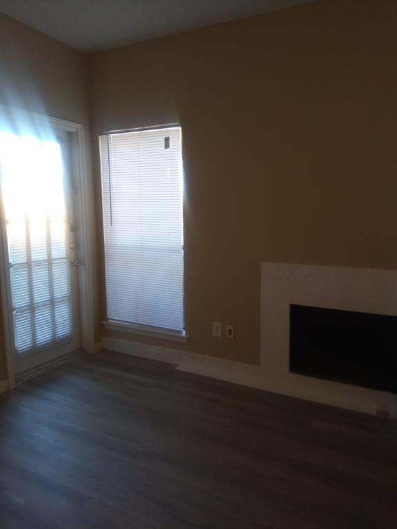 Building Photo - 3762 Tanglewilde St