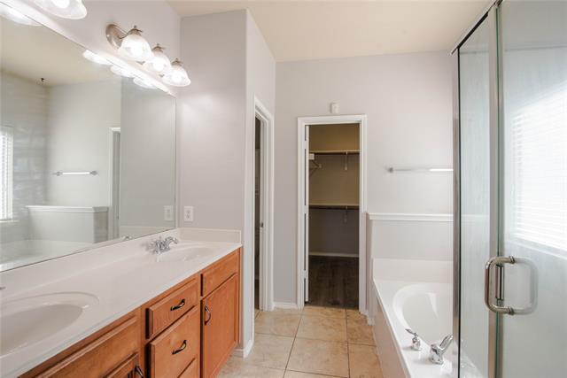 Building Photo - 1105 Concan Dr