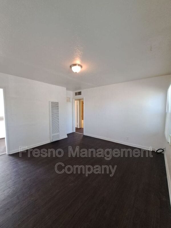 Building Photo - 436 N Effie St.