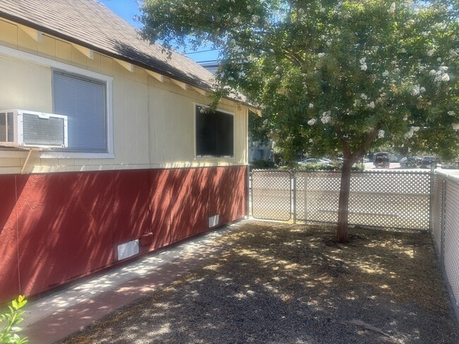 Building Photo - 511 Coffee Rd