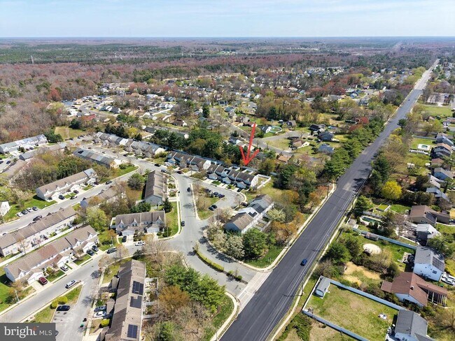 Building Photo - 16 High Meadows Dr