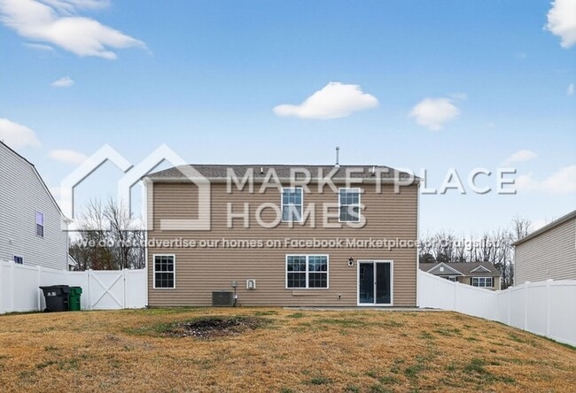 Building Photo - 923 Elliot Rd