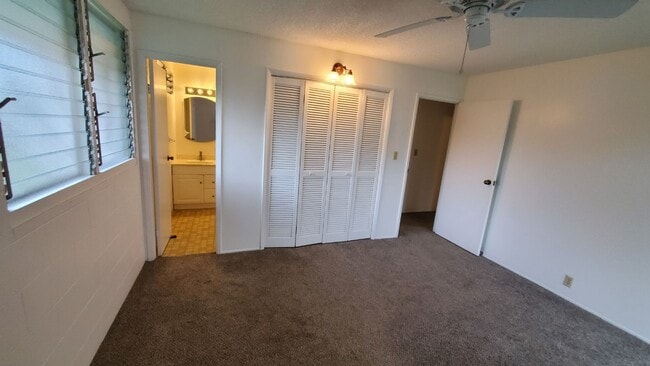 Building Photo - Crown Terrace single story with attached s...