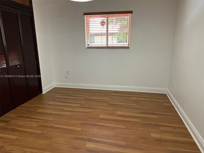 Building Photo - 680 NW 82nd Pl