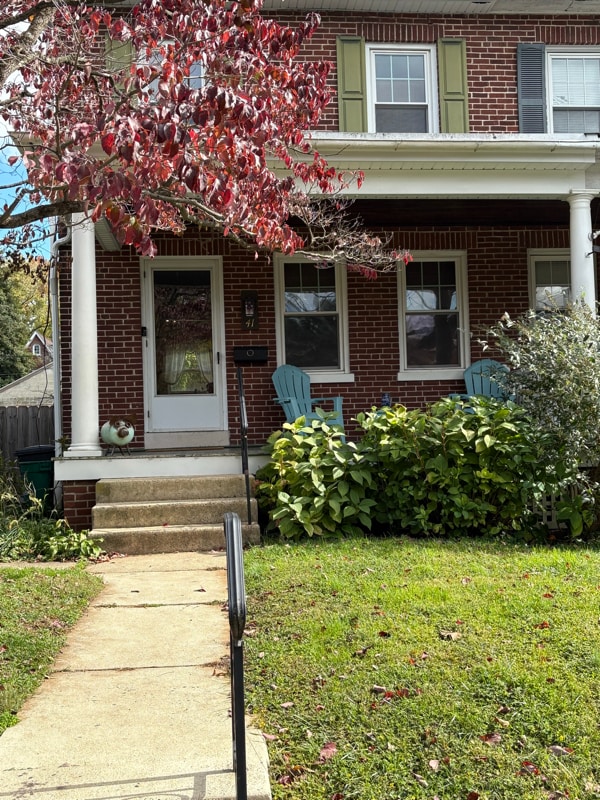 Building Photo - 41 Spencer Ave