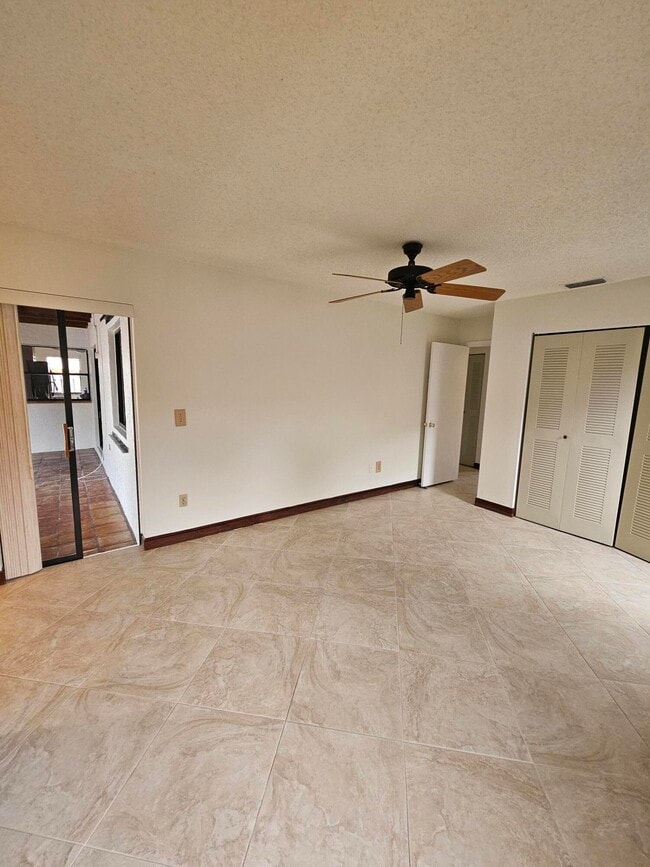 Building Photo - 22687 SW 53rd Ave