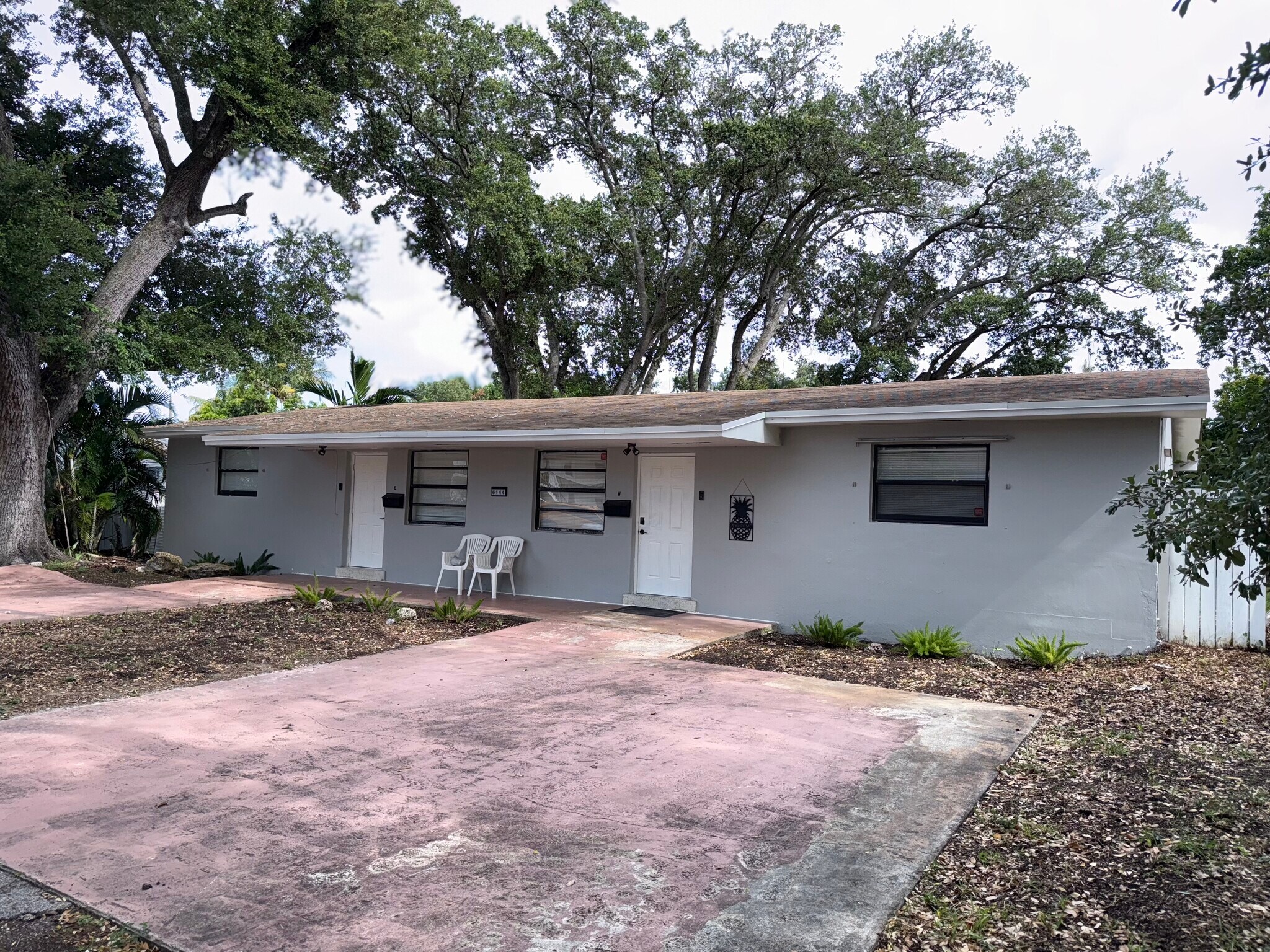 Building Photo - 6144 SW 30th St