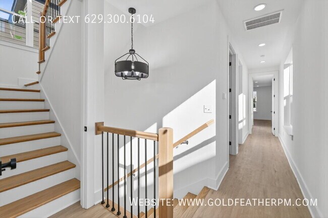 Building Photo - 2144 18th Avenue N