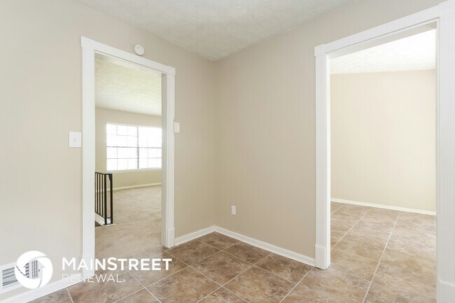 Building Photo - 7335 Buck Creek Dr