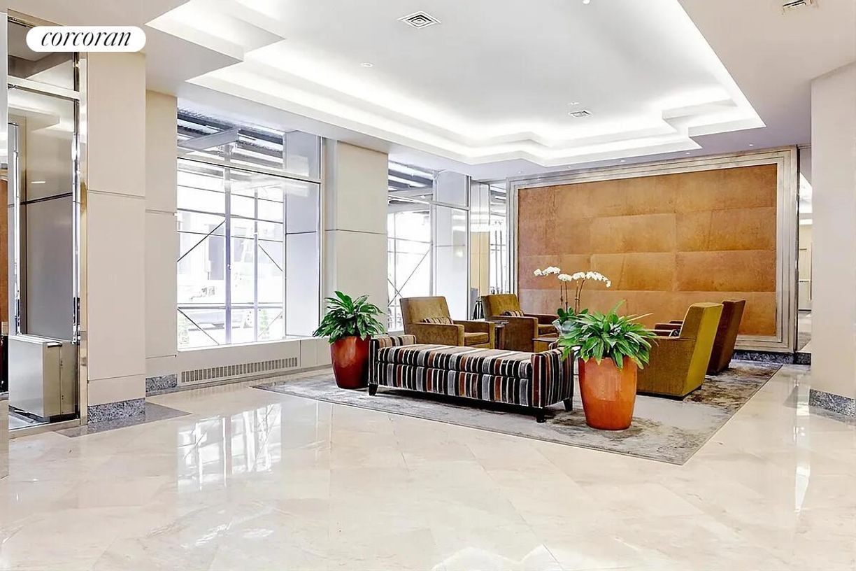 Building Photo - 232-236 E 47th St