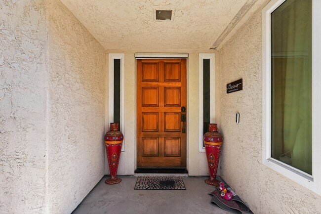 Building Photo - 12137 Putting Green Row