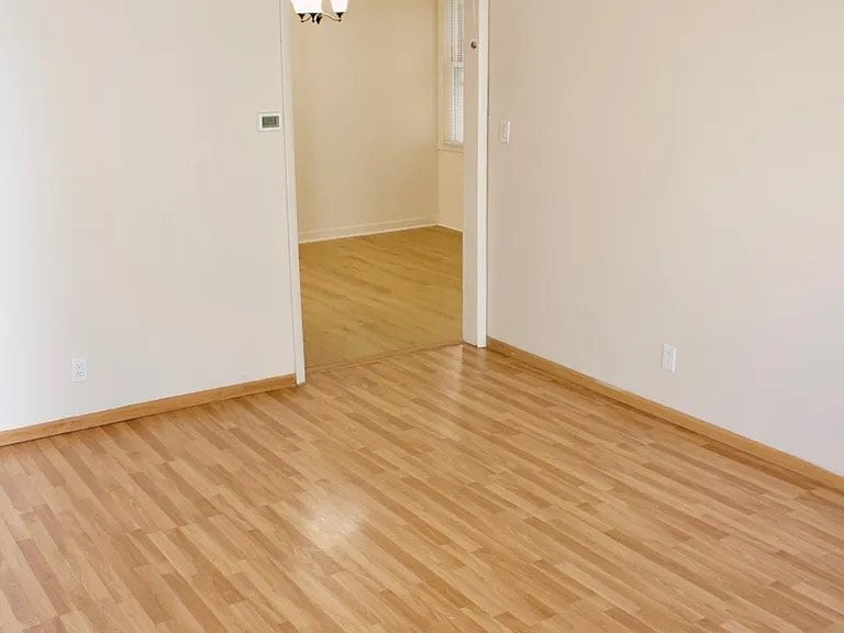 Building Photo - 202 1st St