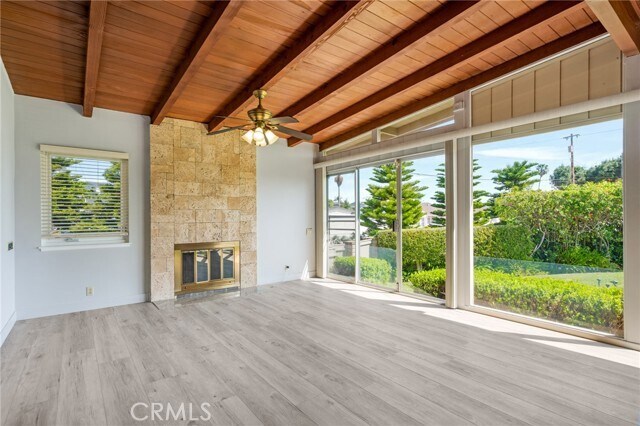 Building Photo - 1935 W 1st St