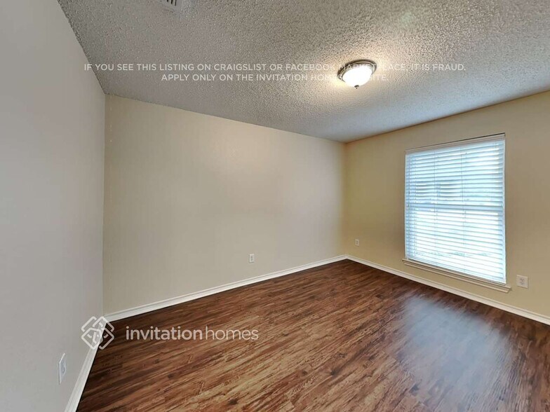 Building Photo - 6221 August Run