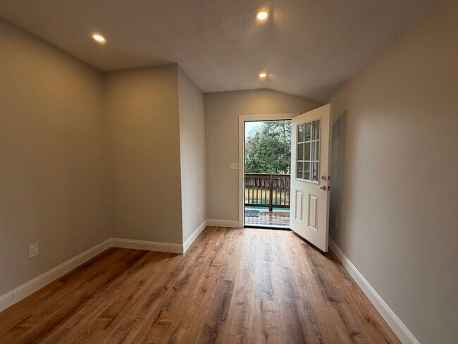 Building Photo - 51 Whittier Rd