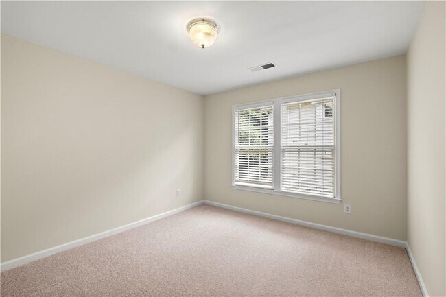 Building Photo - 1124 Sadlers Way