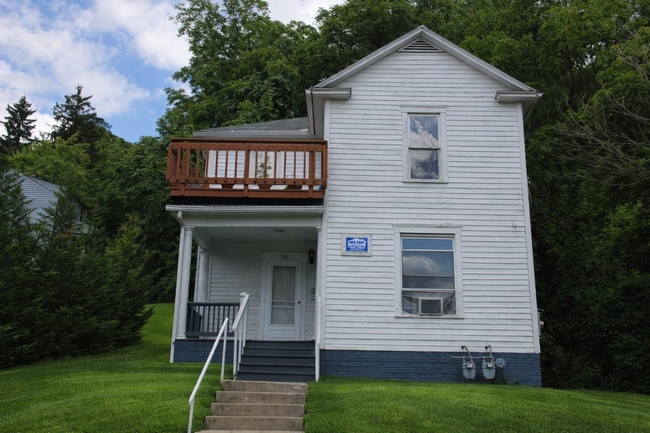 Building Photo - 133 Franklin Ave