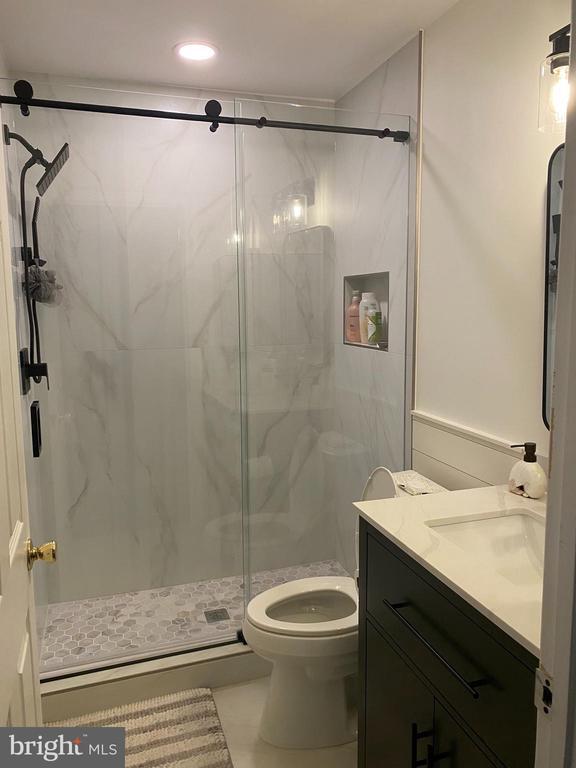 Building Photo - 2509 William Taft Ct