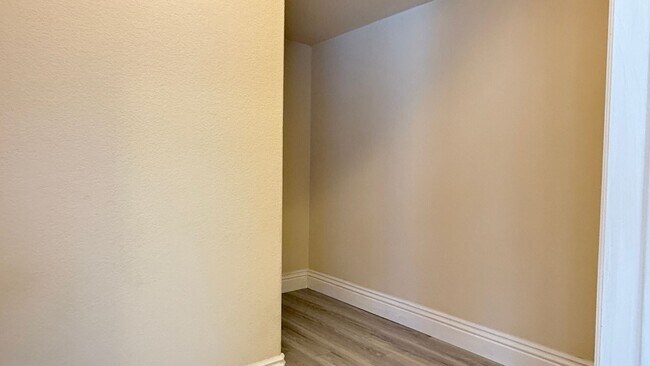 Building Photo - 5141 Moose Falls Dr