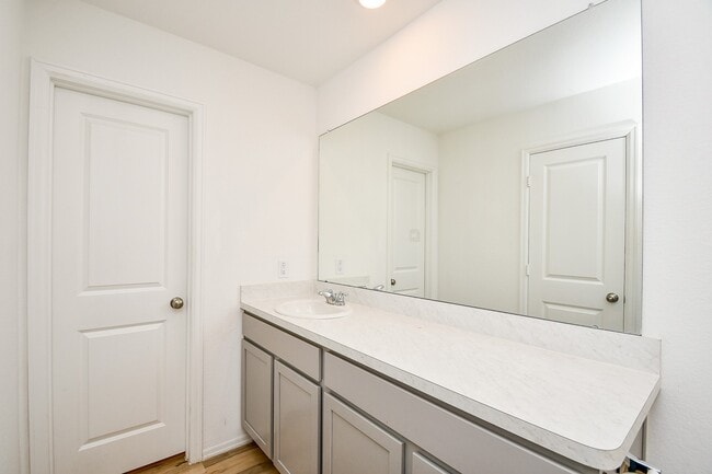 Building Photo - 24234 High Country Dr