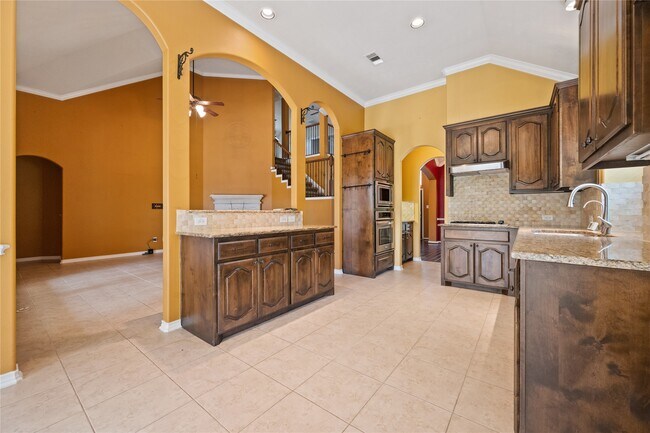 Building Photo - 20698 Oakhurst Meadows Dr