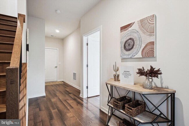Building Photo - 7551 Sawyer Farm Wy