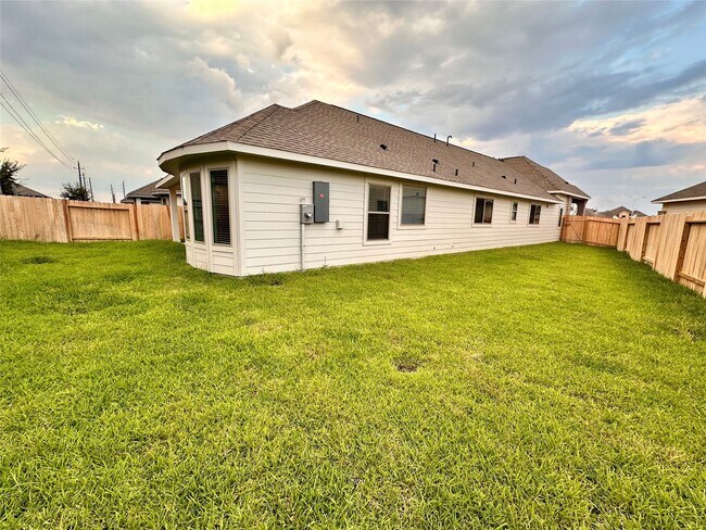 Building Photo - 20834 Wilde Redbud Trl