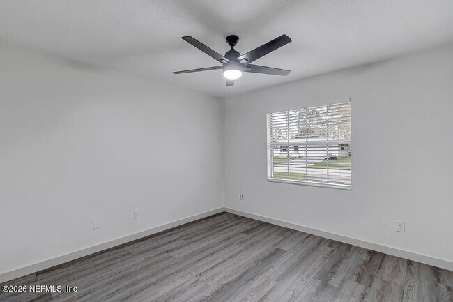 Building Photo - 407 Cassandra Ln