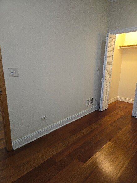 Building Photo - 2755 W Augusta Blvd