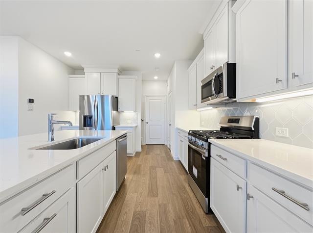 Building Photo - 2620 Rolling Mdw Rd