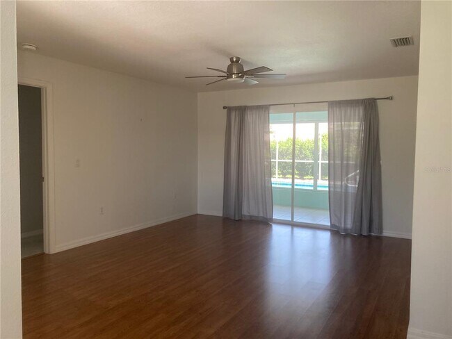 Building Photo - 4835 Jacaranda Heights Dr