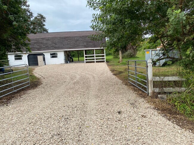 Building Photo - 7447 Hawkins Rd